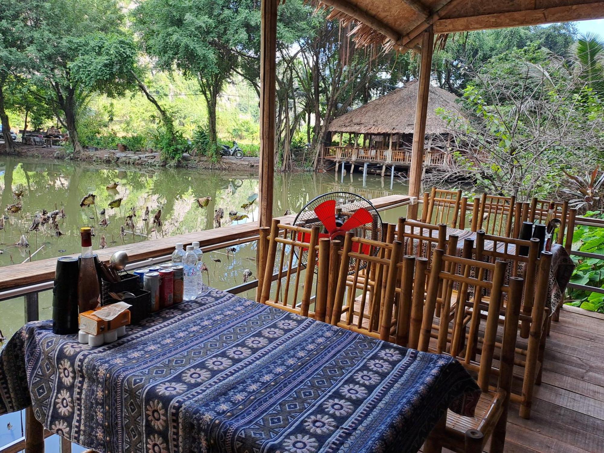 Thung Sen Tam Coc Chalets Ниньбинь Номер фото